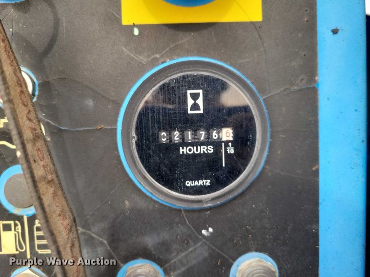 image for item NK9922 2006 Genie S-40 boom lift