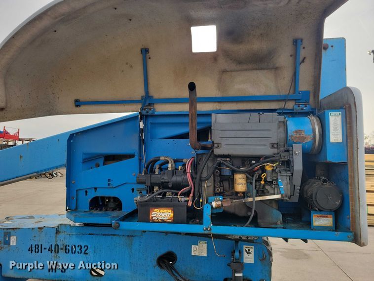 image for item NK9922 2006 Genie S-40 boom lift