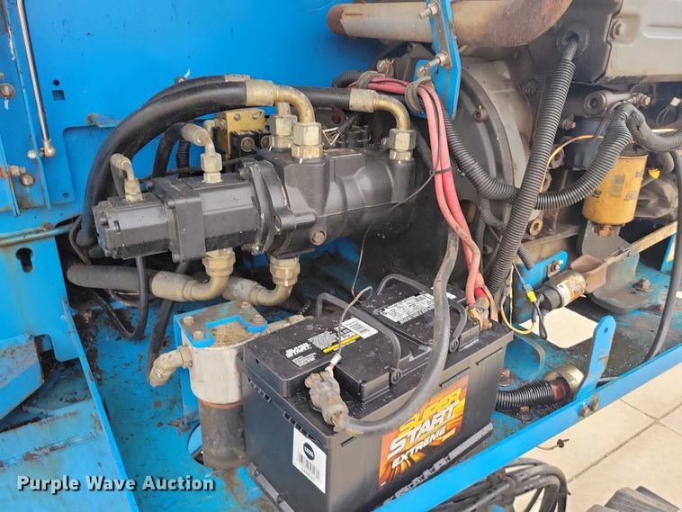 image for item NK9922 2006 Genie S-40 boom lift