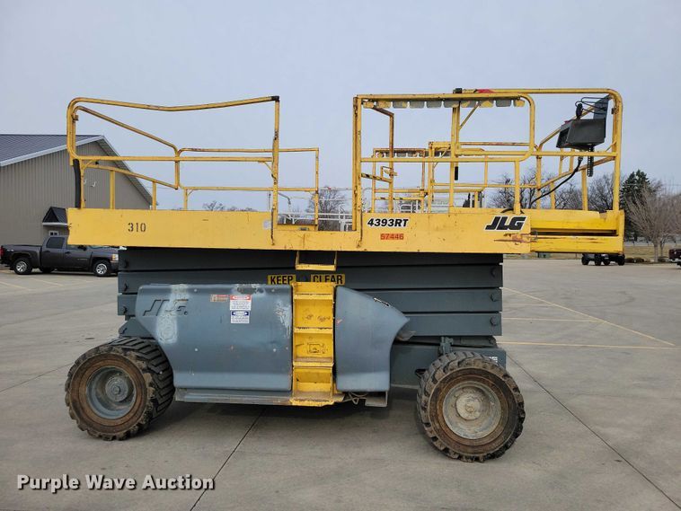 image for item NK9923 JLG 4393RT scissor lift