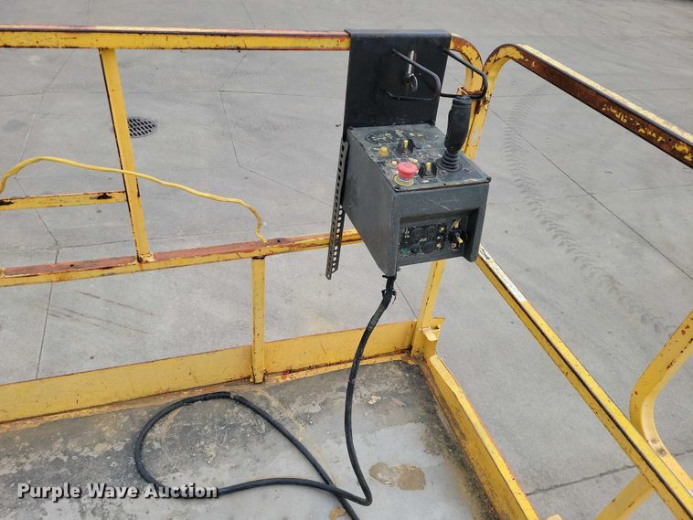 image for item NK9923 JLG 4393RT scissor lift