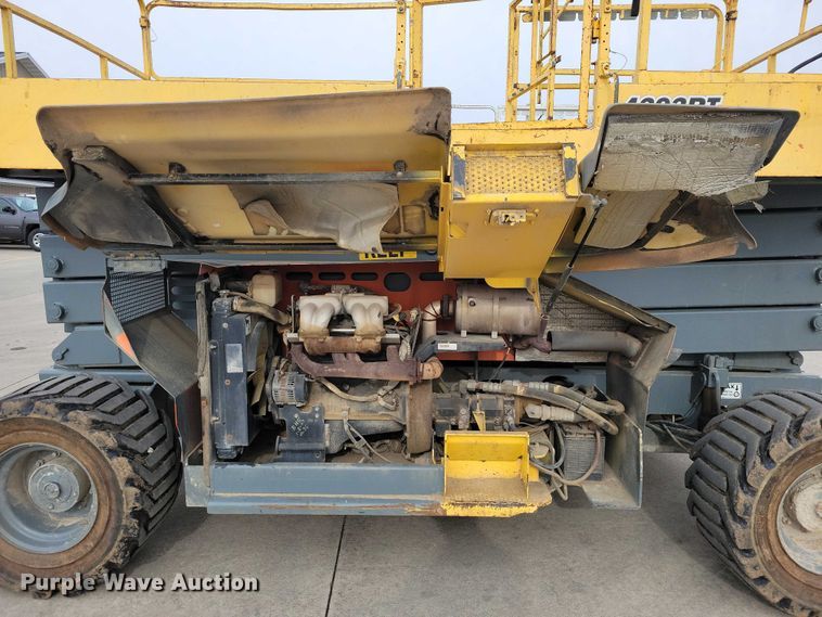 image for item NK9923 JLG 4393RT scissor lift