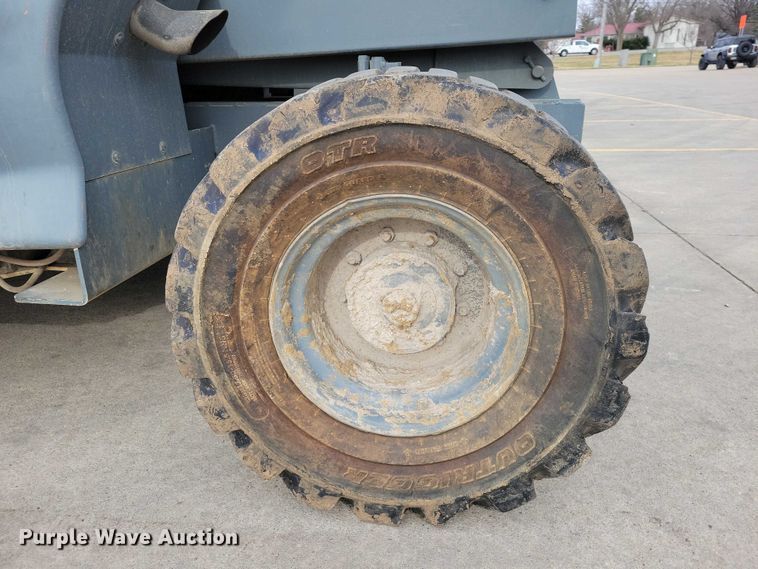 image for item NK9923 JLG 4393RT scissor lift