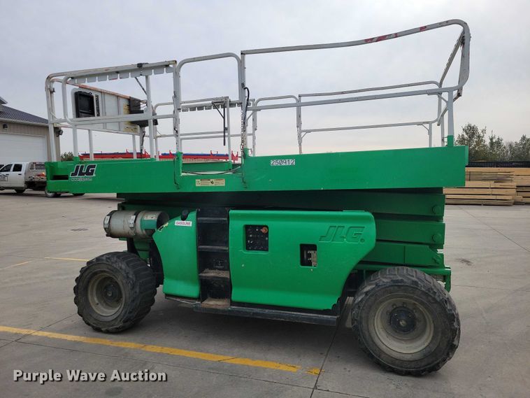 image for item NK9924 2009 JLG 3394RT scissor lift