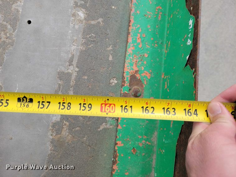 image for item NK9924 2009 JLG 3394RT scissor lift