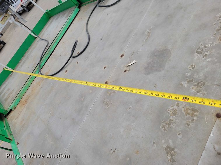 image for item NK9924 2009 JLG 3394RT scissor lift