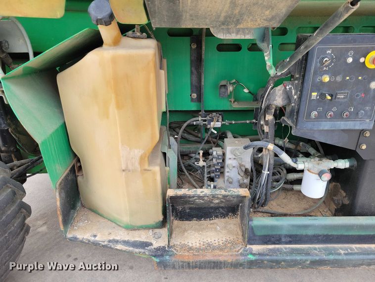 image for item NK9924 2009 JLG 3394RT scissor lift