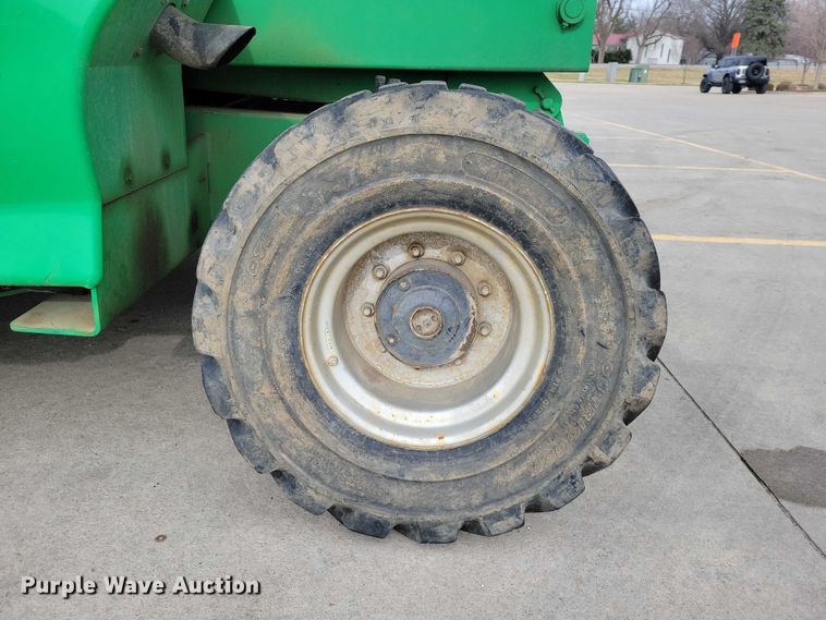 image for item NK9924 2009 JLG 3394RT scissor lift