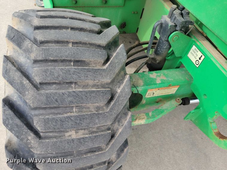 image for item NK9924 2009 JLG 3394RT scissor lift