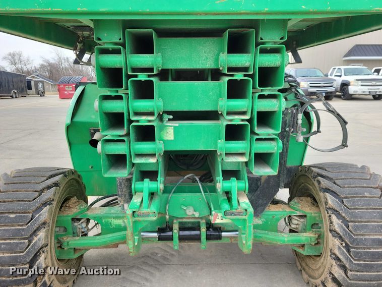 image for item NK9925 2011 JLG 3394RT scissor lift