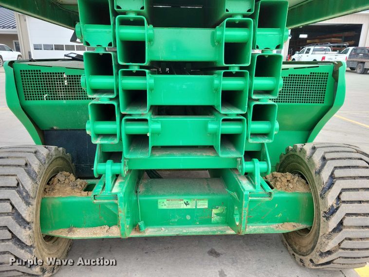 image for item NK9925 2011 JLG 3394RT scissor lift