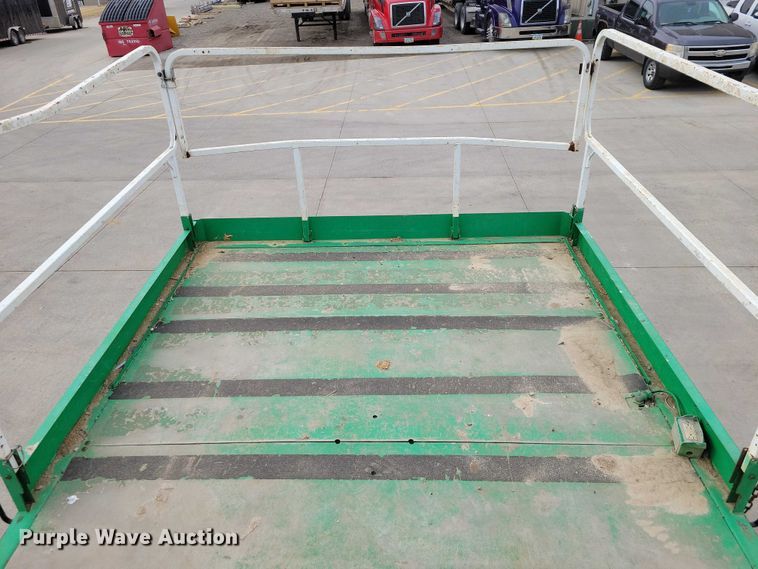 image for item NK9925 2011 JLG 3394RT scissor lift