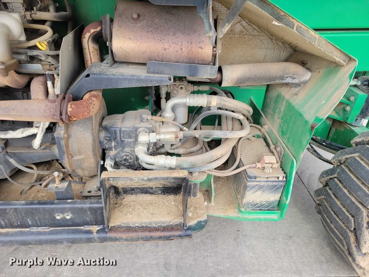 image for item NK9925 2011 JLG 3394RT scissor lift