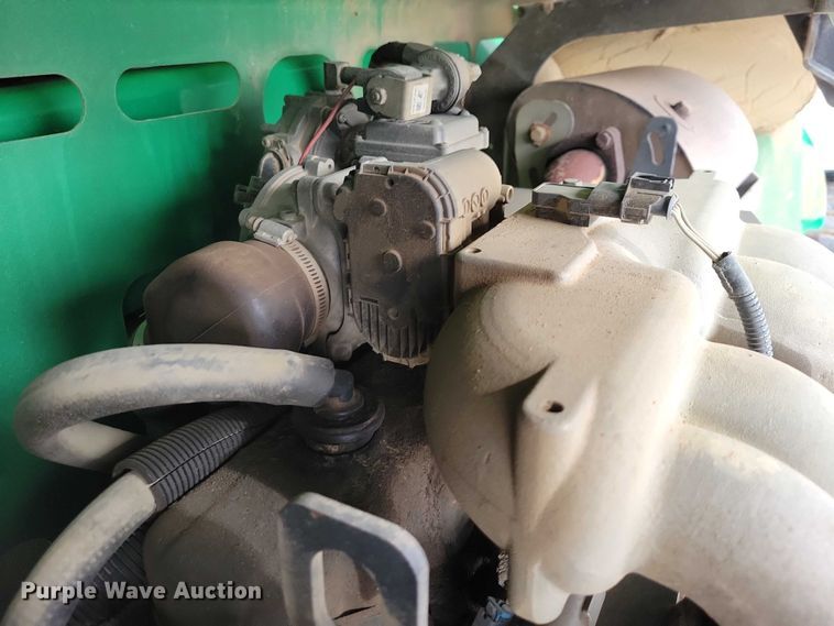 image for item NK9925 2011 JLG 3394RT scissor lift