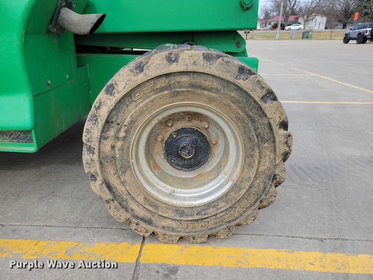 image for item NK9925 2011 JLG 3394RT scissor lift