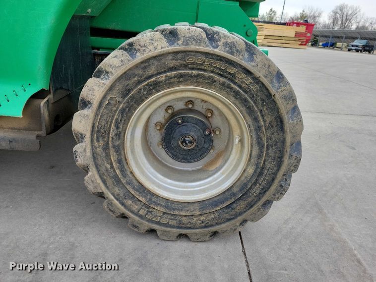 image for item NK9925 2011 JLG 3394RT scissor lift