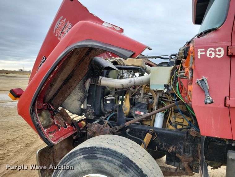 image for item NK9935 1994 Ford L9000 dump truck