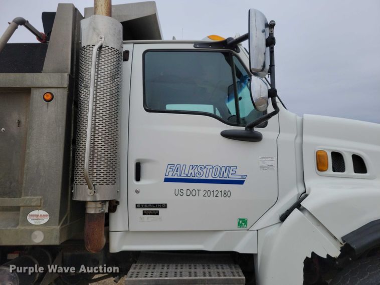 image for item NK9936 2007 Sterling LT9500 dump truck