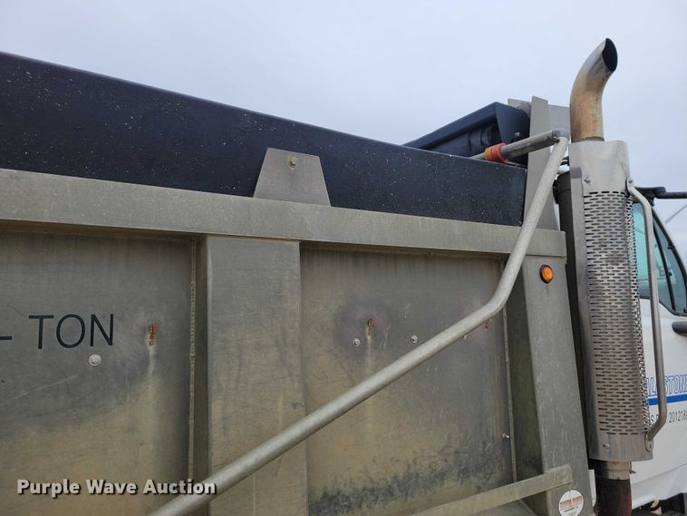 image for item NK9936 2007 Sterling LT9500 dump truck