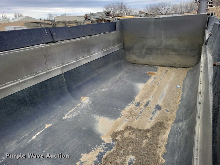 image for item NK9936 2007 Sterling LT9500 dump truck