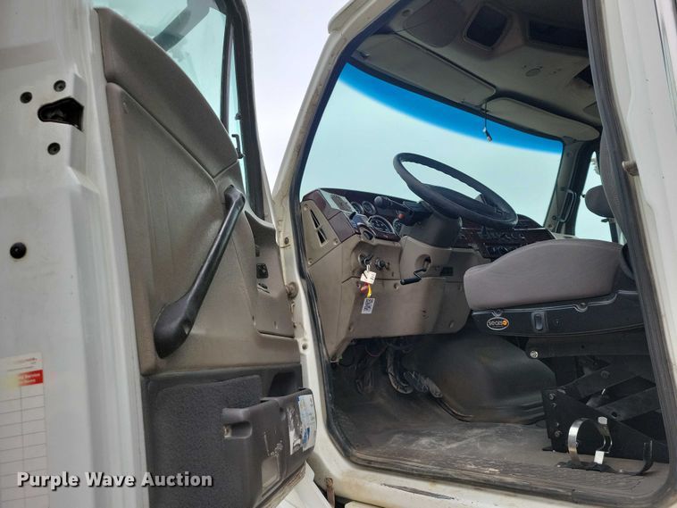 image for item NK9936 2007 Sterling LT9500 dump truck