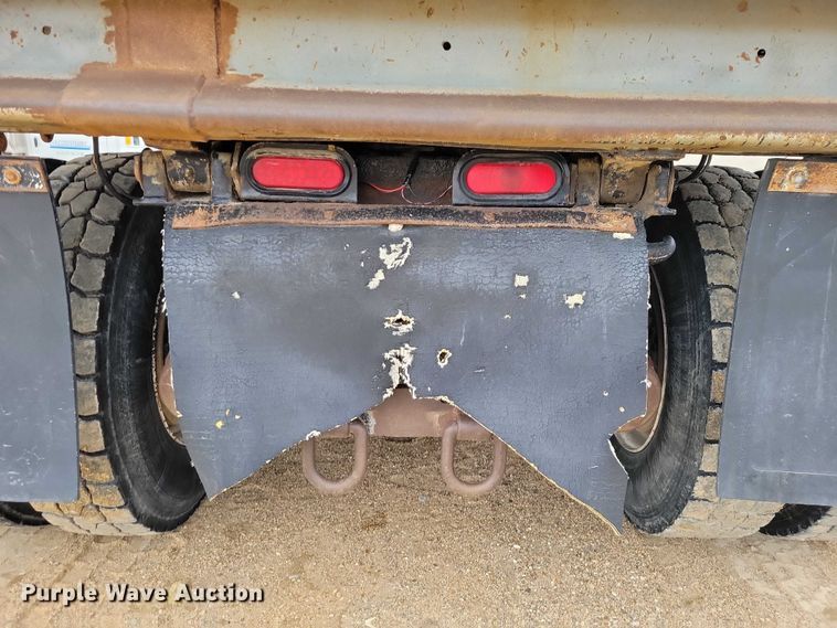 image for item NK9937 1994 Ford LT9000 dump truck