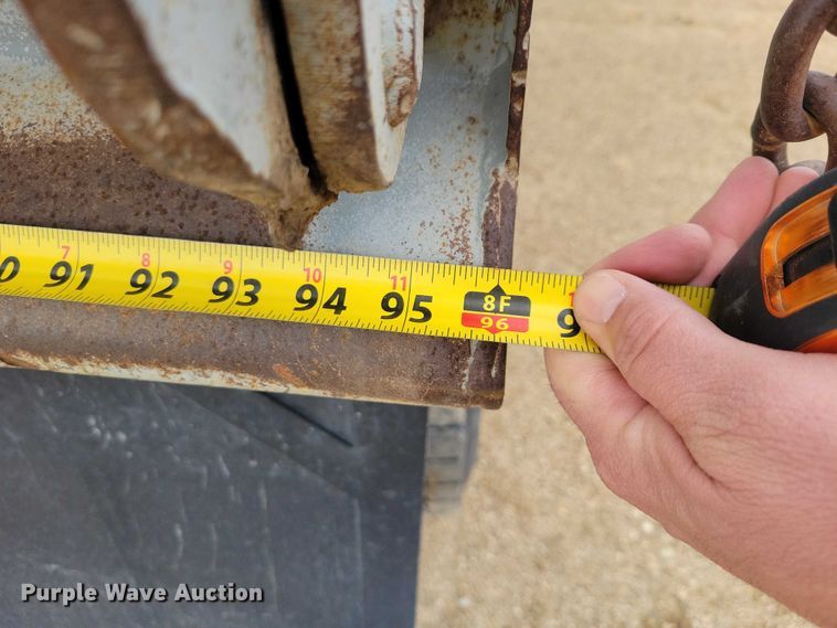 image for item NK9937 1994 Ford LT9000 dump truck