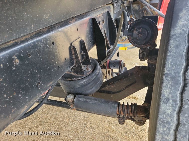 image for item NK9937 1994 Ford LT9000 dump truck