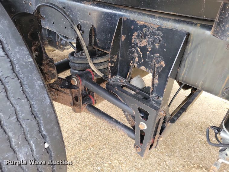 image for item NK9937 1994 Ford LT9000 dump truck