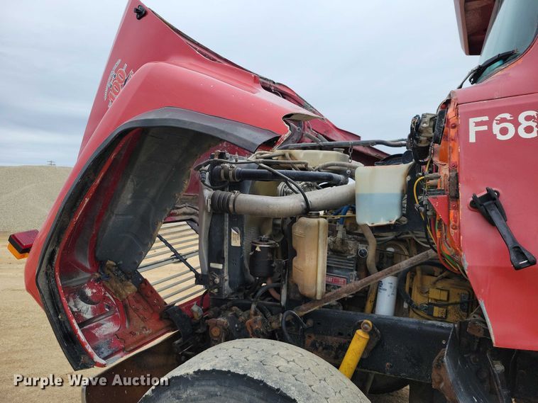 image for item NK9937 1994 Ford LT9000 dump truck