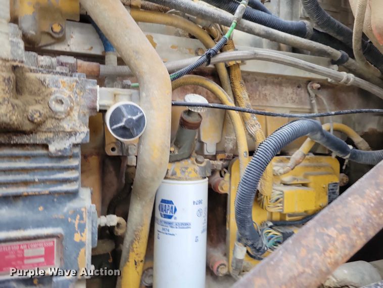 image for item NK9937 1994 Ford LT9000 dump truck