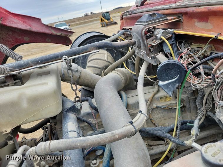 image for item NK9937 1994 Ford LT9000 dump truck