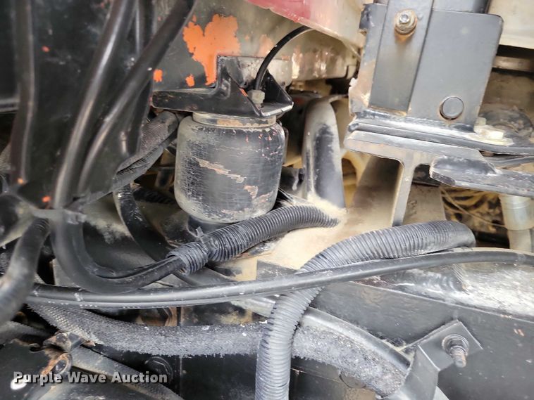 image for item NK9937 1994 Ford LT9000 dump truck