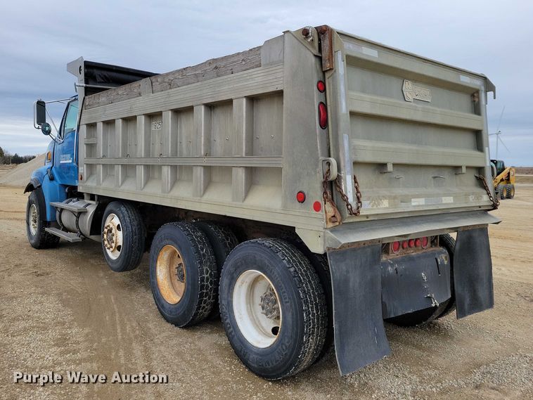 image for item NK9938 2007 Sterling LT9500 dump truck