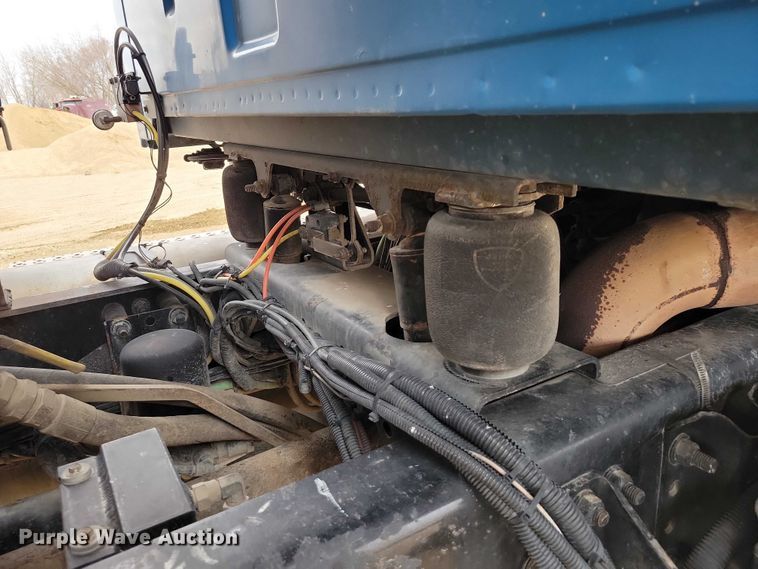 image for item NK9938 2007 Sterling LT9500 dump truck