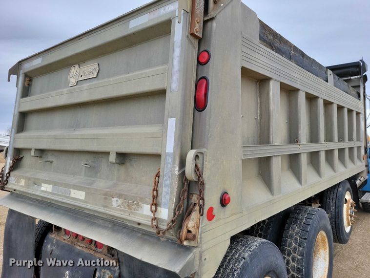 image for item NK9938 2007 Sterling LT9500 dump truck