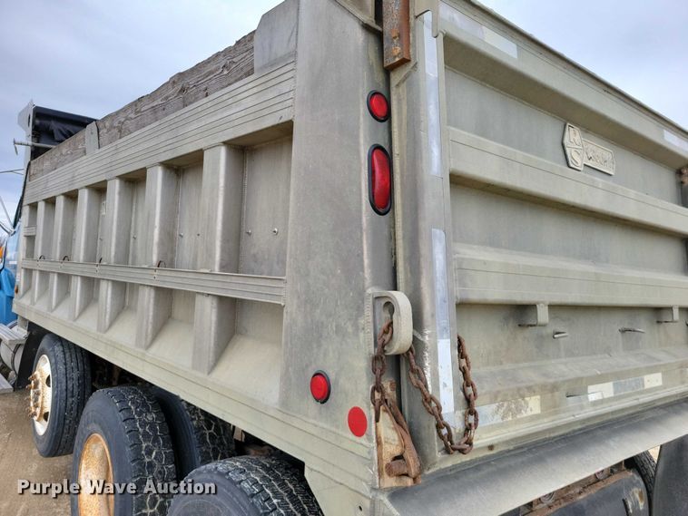 image for item NK9938 2007 Sterling LT9500 dump truck