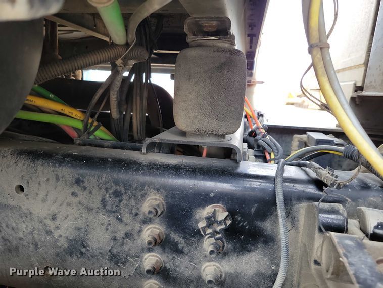 image for item NK9938 2007 Sterling LT9500 dump truck