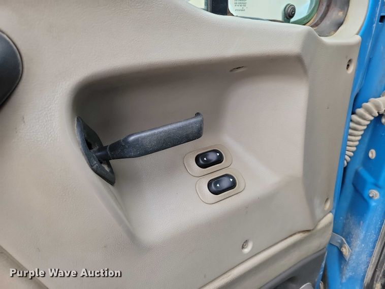 image for item NK9938 2007 Sterling LT9500 dump truck