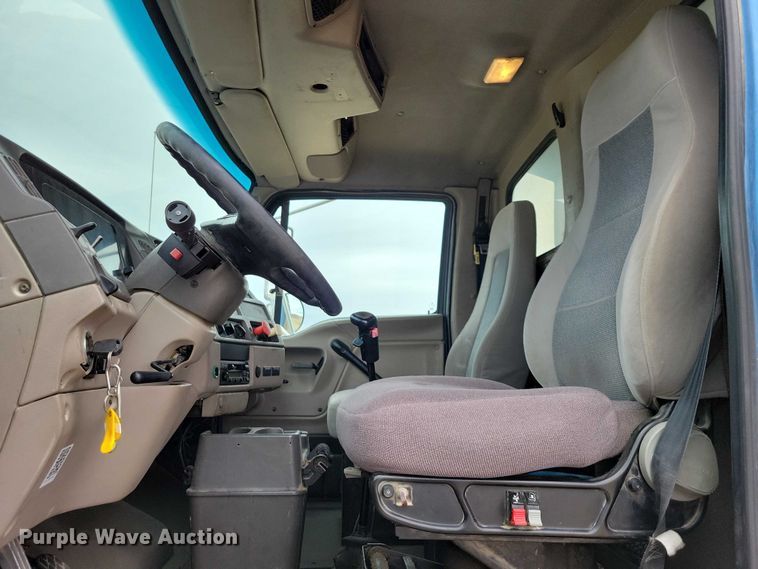 image for item NK9938 2007 Sterling LT9500 dump truck