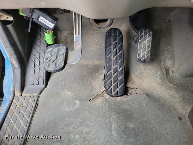 image for item NK9938 2007 Sterling LT9500 dump truck