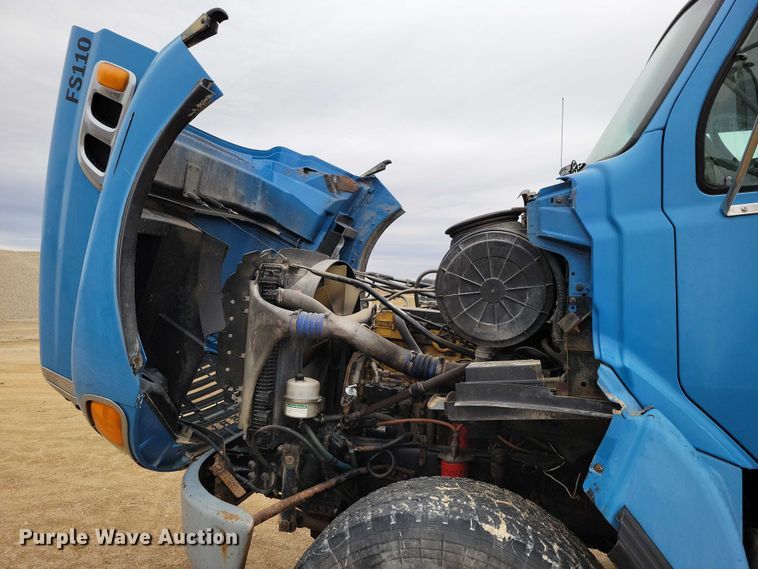 image for item NK9938 2007 Sterling LT9500 dump truck