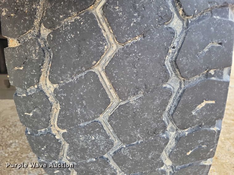 image for item NK9938 2007 Sterling LT9500 dump truck