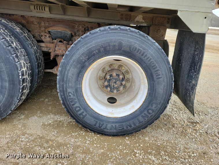 image for item NK9938 2007 Sterling LT9500 dump truck