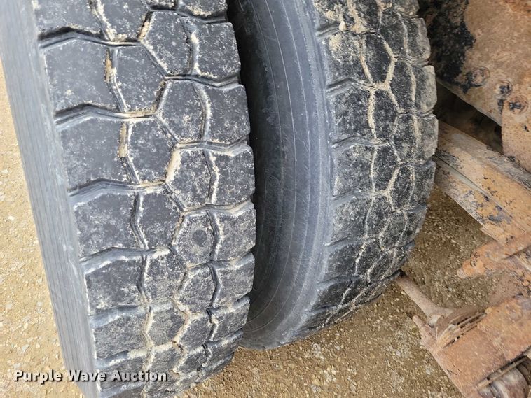 image for item NK9938 2007 Sterling LT9500 dump truck