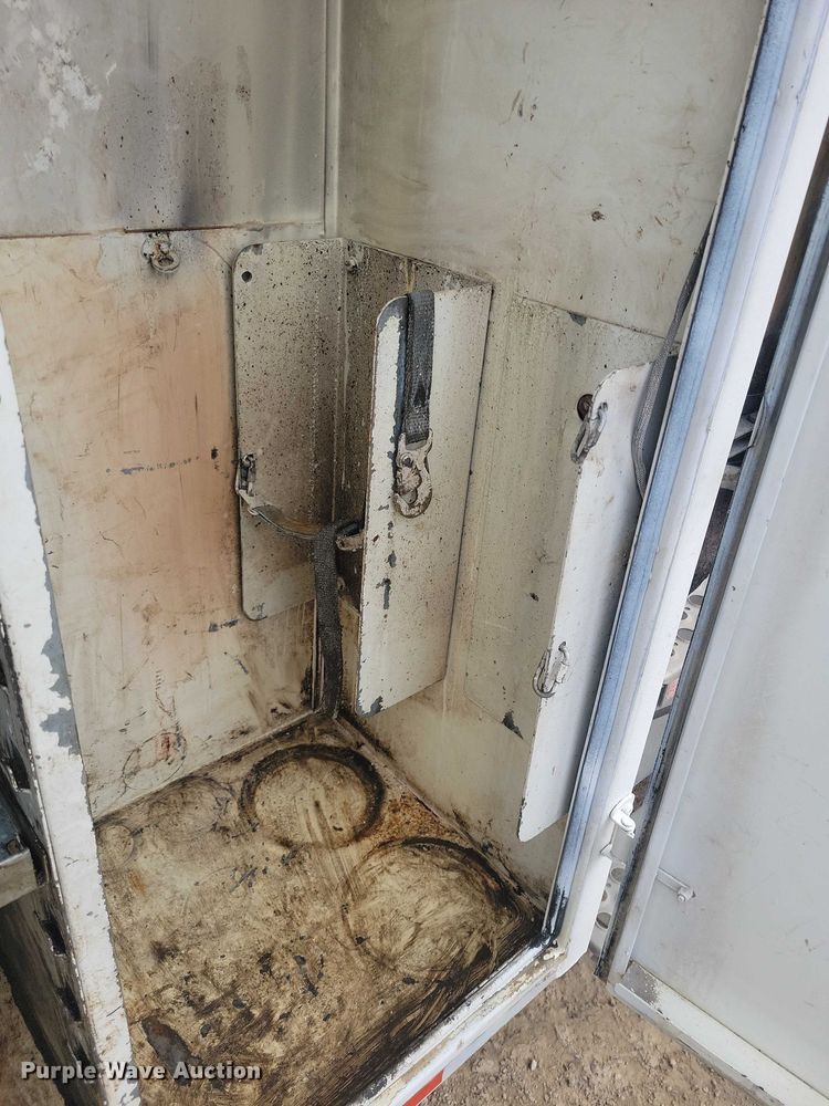 image for item NK9940 2005 Kenworth T300 utility / service truck