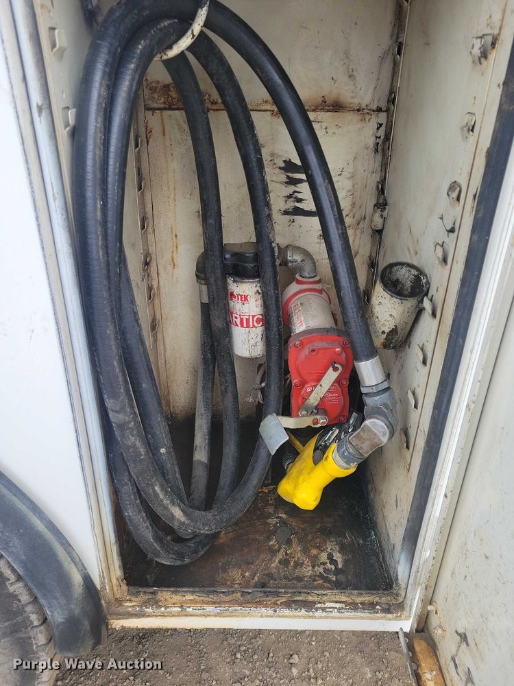 image for item NK9940 2005 Kenworth T300 utility / service truck