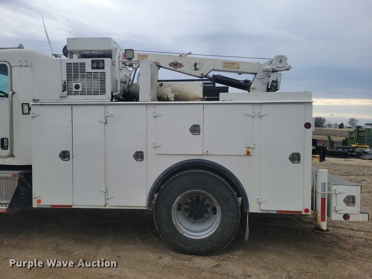 image for item NK9940 2005 Kenworth T300 utility / service truck