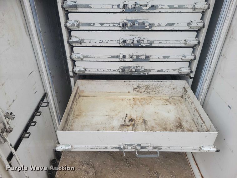 image for item NK9940 2005 Kenworth T300 utility / service truck