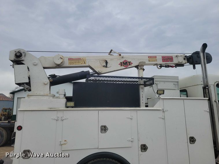 image for item NK9940 2005 Kenworth T300 utility / service truck